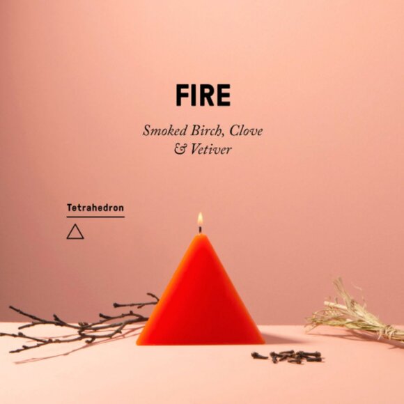 ❣️2/$36 NIB 54 Celsius Elements Platonic Solids Scented Candle in Fire $35.00 - Picture 1 of 4